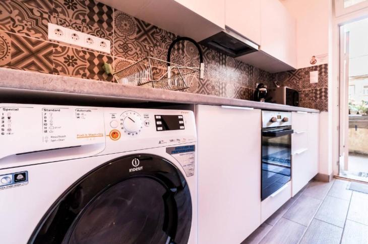 Bpr Szondi Cozy Apartment Budapest Ngoại thất bức ảnh